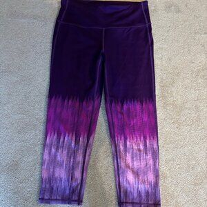Athleta Purple Fade Capris Leggings